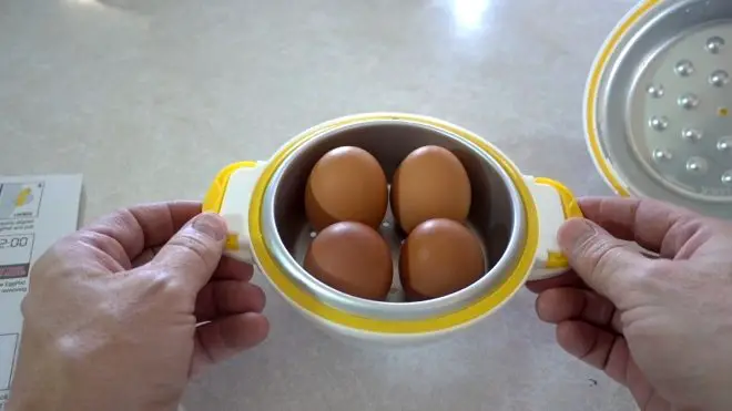 Egg Pod Review: Microwaved Hard Boiled Eggs? | Freakin' Reviews