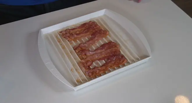 Microwave Bacon Platter 